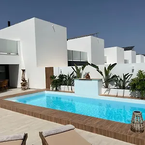 Luna Villa